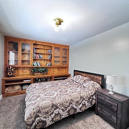 Bluebird Cabin Crestline Екстер'єр фото