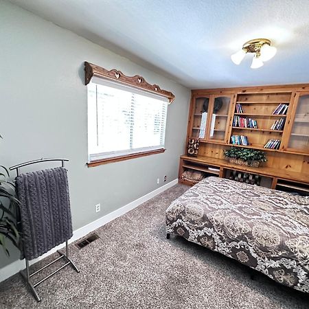 Bluebird Cabin Crestline Екстер'єр фото